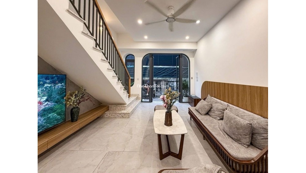 BÁN NHÀ QUẬN 4 – NHÀ MỚI 2 MẶT TIỀN HẺM – FULL NỘI THẤT CAO CẤP – GIÁ 11.4 TỶ